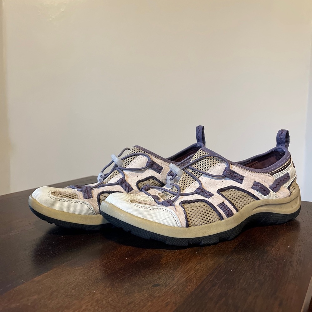 LANDS END NATURE TEX 70 SHOES Size 10